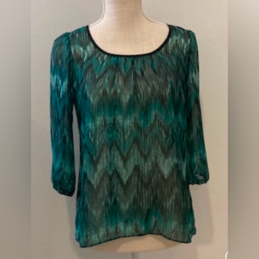 iZ Byer - Womens Chiffon Pullover Boatneck Loose Fit Blouse - Size S - EUC